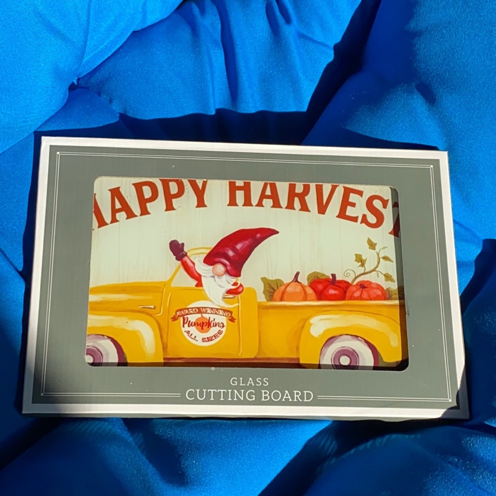 Christmas Tree Shop CuttingBoardHappyHarvestGnome HalloweenThemedNeverBeenOpened